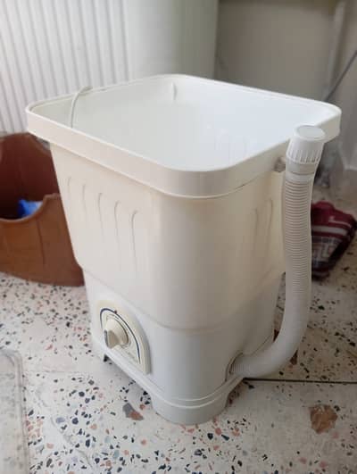 URGENT SELL OF BABY WASHING MACHINE NEW CONDITION