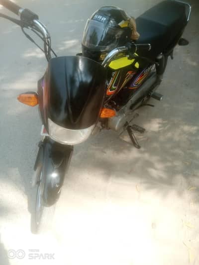 bike sal krni hai need money