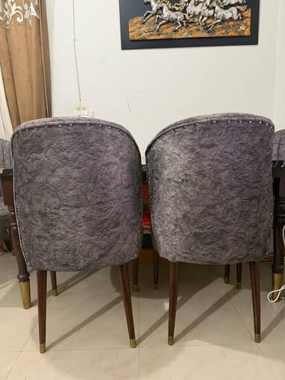 6 chairs dinning table for sale