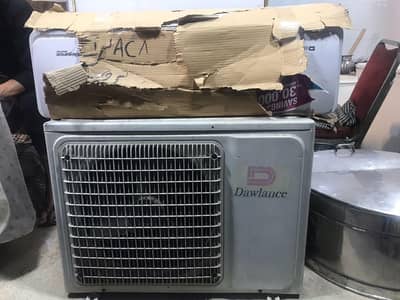Dawlance 1 ton ac all ok 5 month used