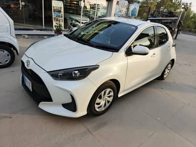 Toyota Yaris full option push start bumper 2 bumper
