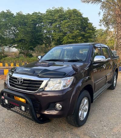 Toyota Hilux Vigo Champ G (Model 2012 Register 2013)