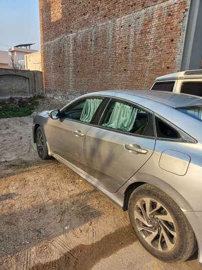 Honda Civic 2017 Hardtop – Excellent Condition | Urgent Sale