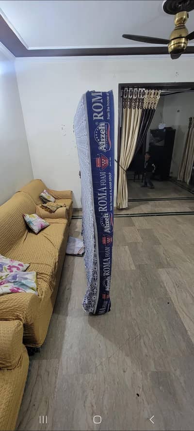 mattress for selling in best condition foam