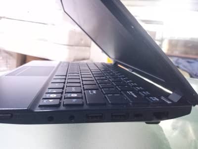 Asus Mini Laptop Intel Atom | 2GB RAM 250GB HDD
