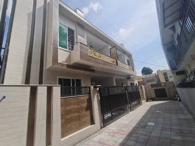 house for sale double story location Habiullaha colony