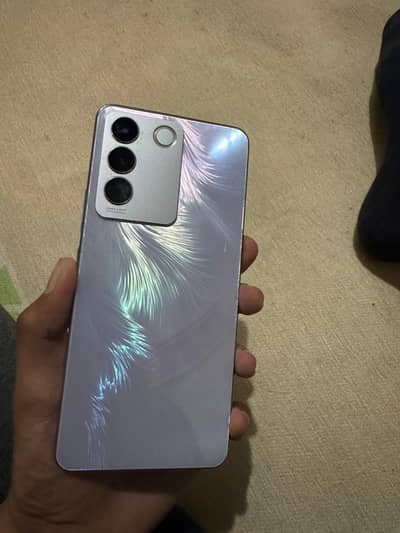 vivo v27e. . . . . . 8+8 /256gb . All okk