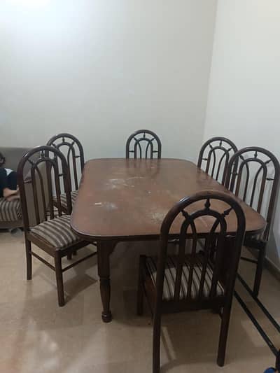 "DINING TABLE FOR SALE"