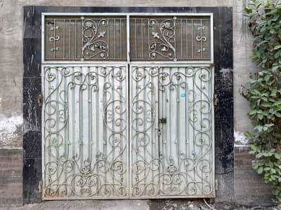 Home Gate size  (8’. 6”/6’. 6”) grill size(8’. 6”/2’ 7”)