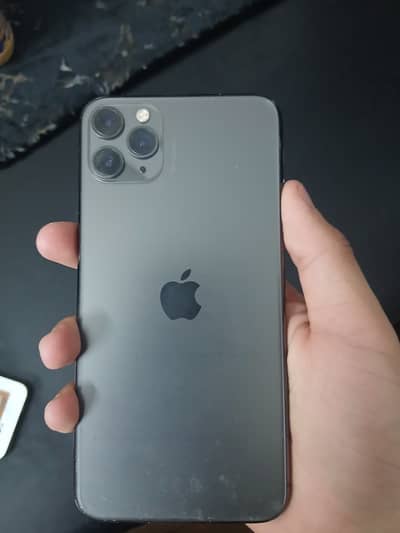 Iphone 11 pro max 256gb 100bhh 40 cycles. Full waterpark pta approved