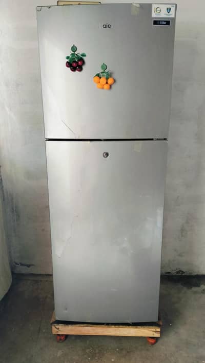 Haier 6.5 cu ft E-Star Series (HRF-186EBD)