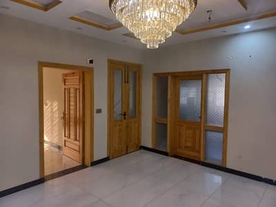 10 Marla Brand New House For Rent In Jubilee Town