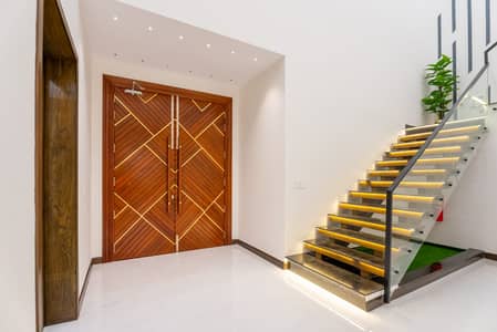 1 KANAL HOUSE AVAILABL FOR SALE IN VALENCIA TOWN LAHORE IN A VERY HOT LOCATION