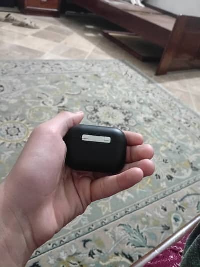 used aibuds in good condition