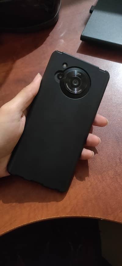 Aquos Sharp 12/256 Gaming Phone