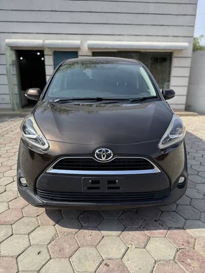 toyota sienta model 2018