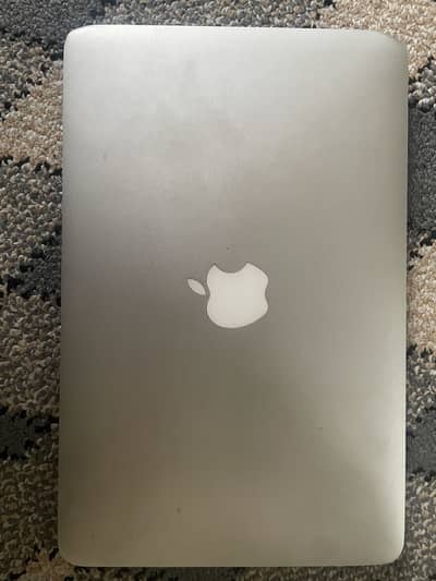 Apple Macbook Air 2014 i5 128gb SSD