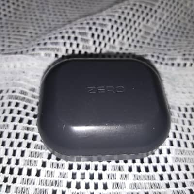 Zero gravity earbuds
