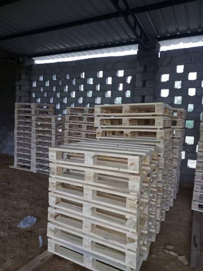 Industrial Pallets Shipping Pallets Storage Pallets  Wooden Pallets
