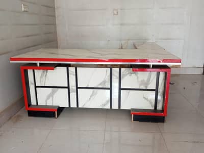 office Table with side Table