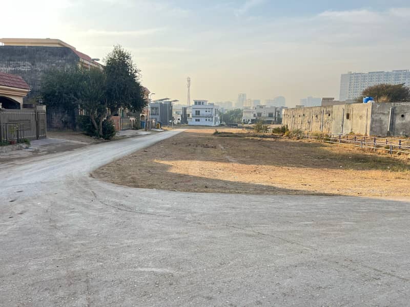 2219-C Abubaker Block Corner Plot 1