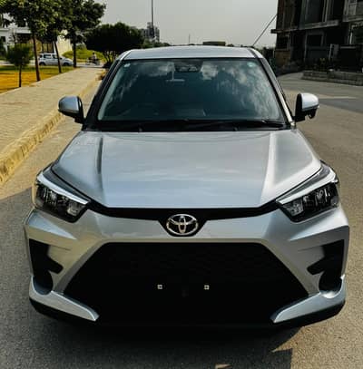 Toyota raize Model 2021 Import 2025 XS package