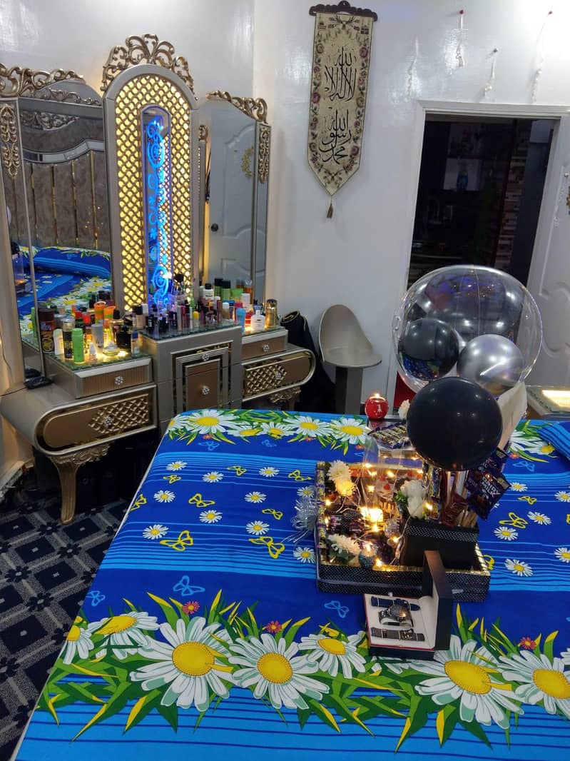 bed and dressing table 1