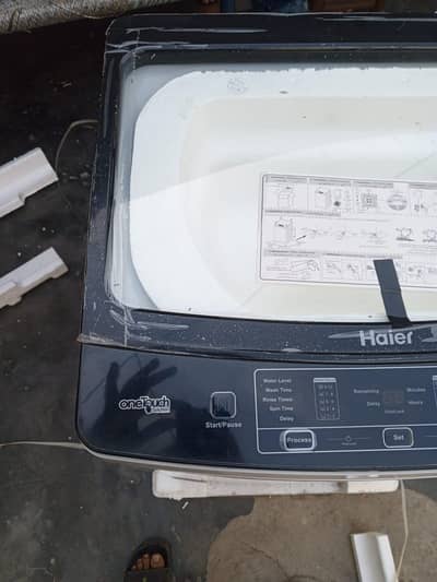 Haier washing mashion HWM85-826.10 KG new dibba peack