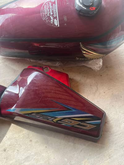 18ماڈل کے جینین ٹاپے ٹینکی اور سلنڈر بھی