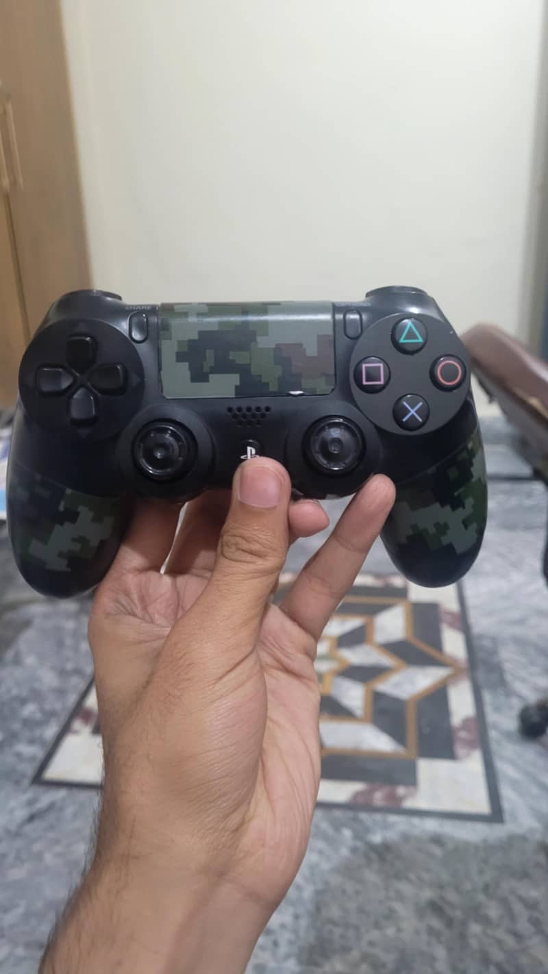 PS4 Controller 0