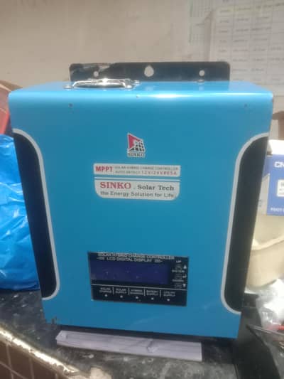 SINKO 65AMP MPPT