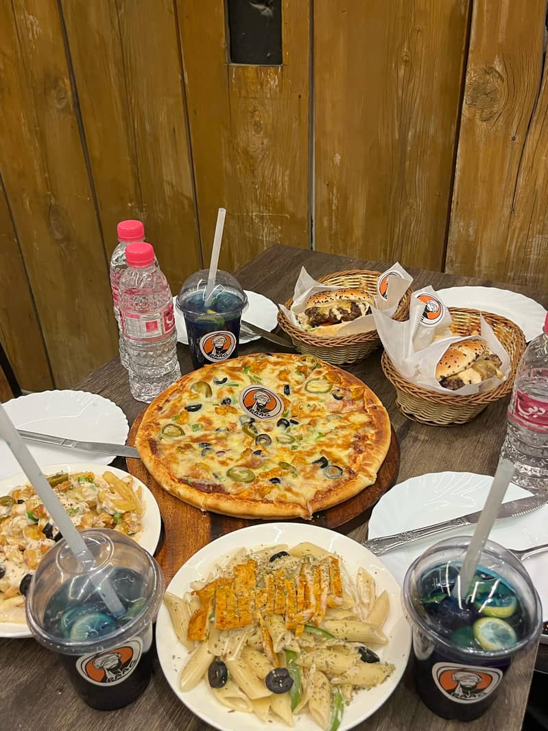 Head cheff kitchen 17