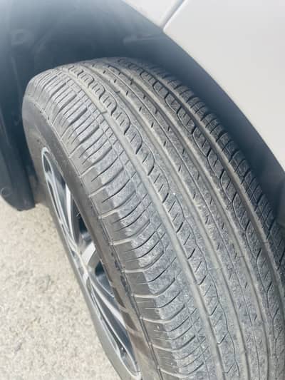 Toyota Yaris ATIV CVT Totally Genuine