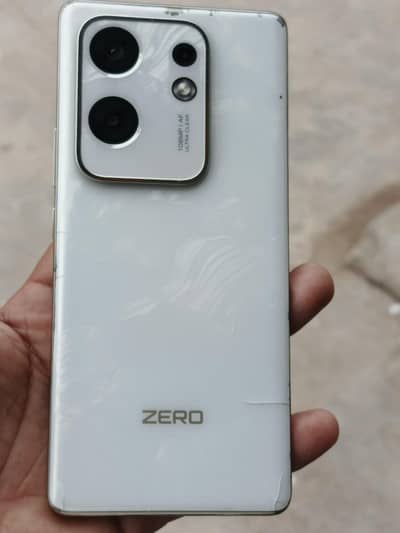 INFINIX ZERO 30