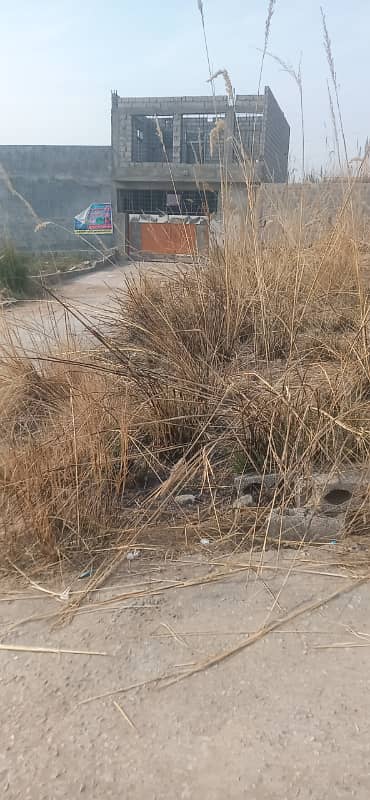 4marla corner beautiful plot 3