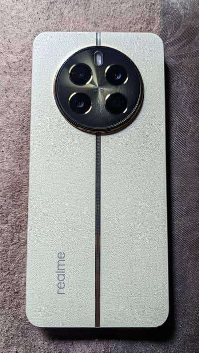 realme 12 + 5G. 8+256
