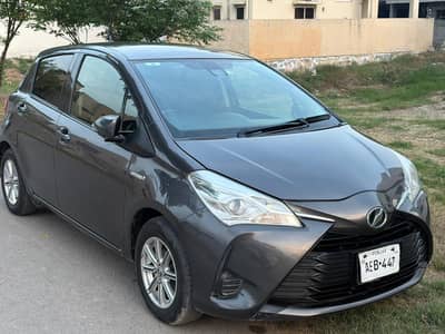 toyota vitz hybrid 17/21