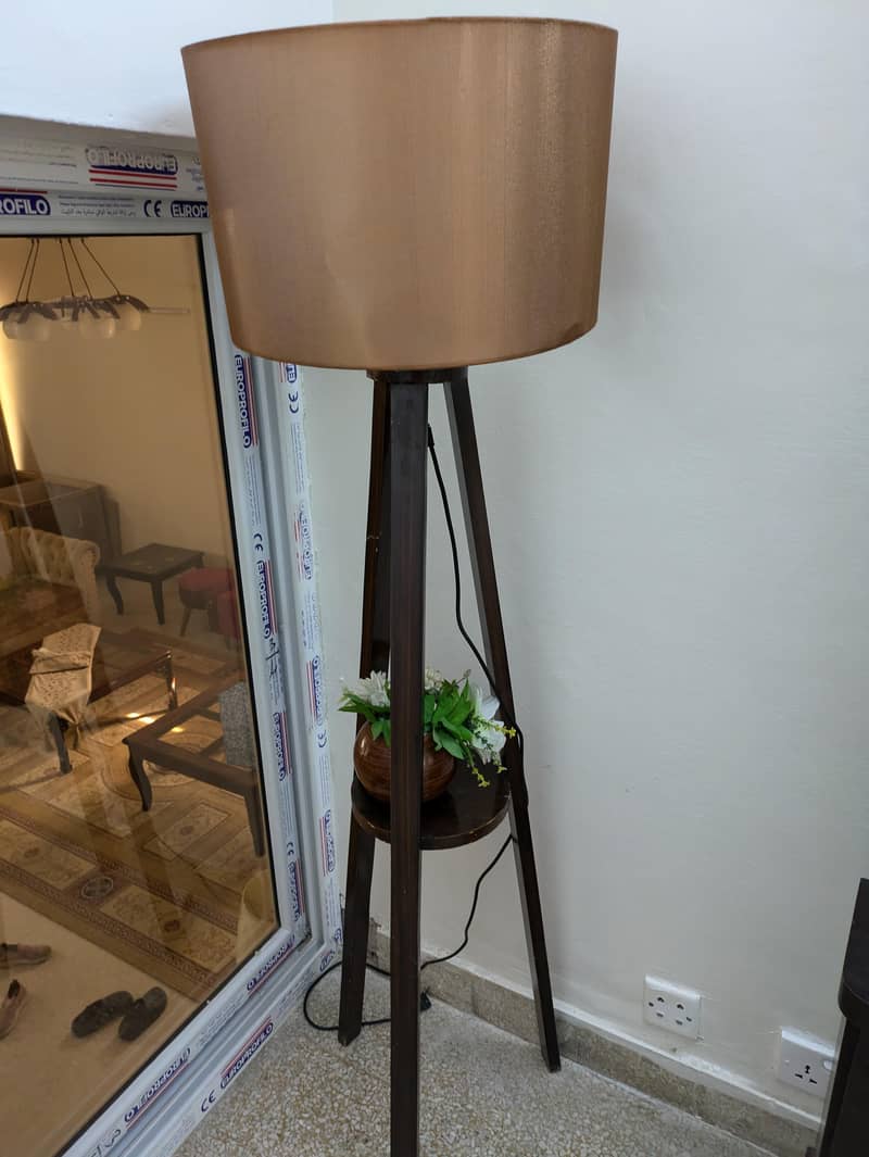 Floor lamp 1
