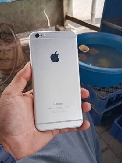 I phone 6 plus 16 GB