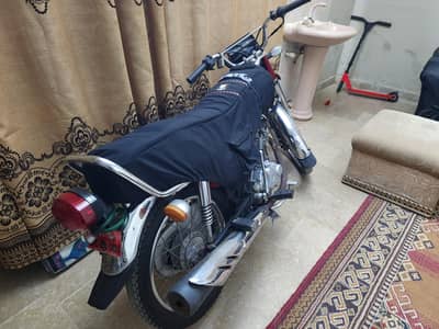 honda 125 model 2021 red