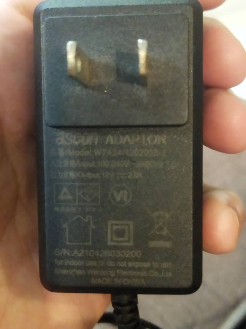 Adaptor 4