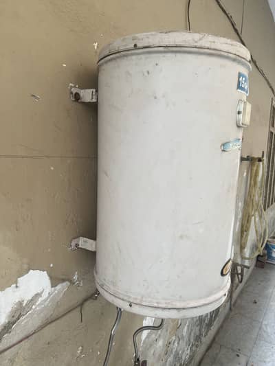 Electric Storage Geyser 15 Gallon