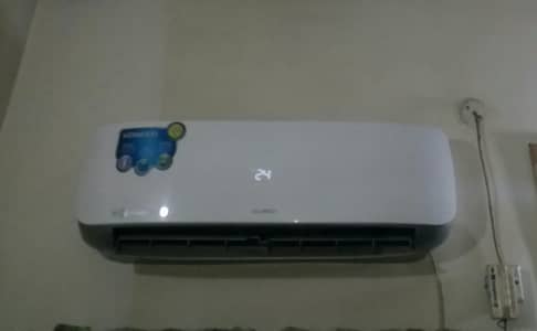 KENWOOD Inverter AC  Cool & Heat  - Excellent condition  03004353705