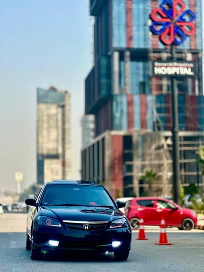 Honda Civic VTI Oriel 1.7 for Sale New Condition