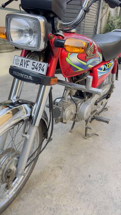 Honda CD70 2024