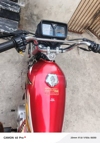 Honda 125 4200 KM used 10/10 condition All Punjab register Biomatic
