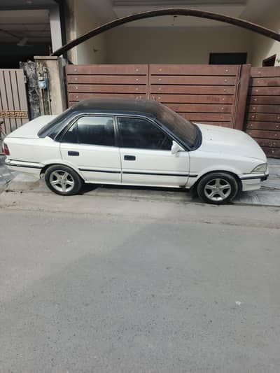 Toyota corolla \ Toyota \ Corolla \ Corolla 1988\ 1988 \