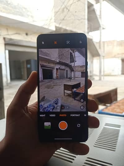 one plus 9/5g. 8/128 flagship device 90fps in pubg