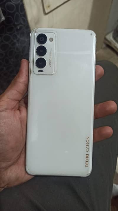 Techno camon 18 p 8+5 /128 10/10