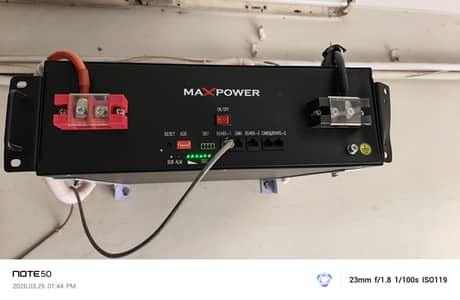 4 months  used  maxpower battery 5kw  100amp